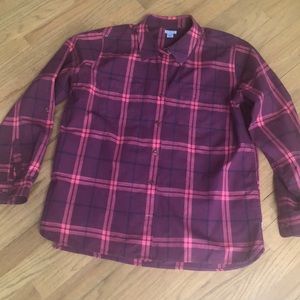 WOMENS CARHARTT lightweight shirt -maybe worn once